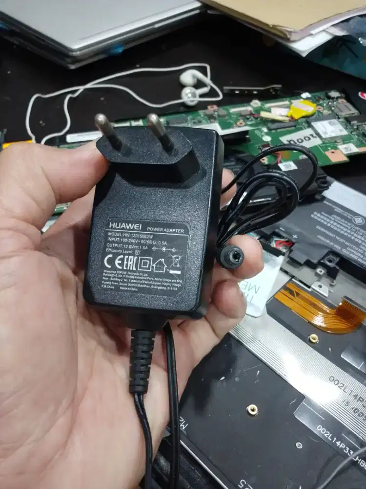 Adaptor komputer