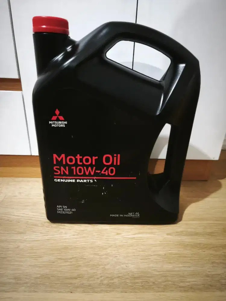 Oli Mitsubishi 10W40 SN