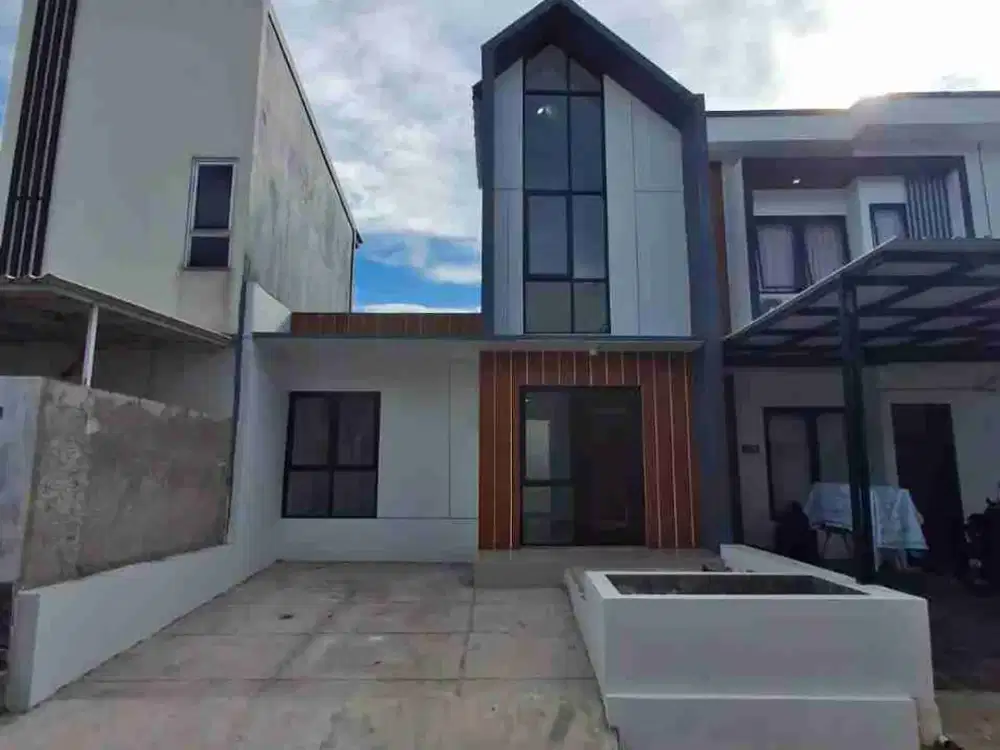 RUMAH MEWAH 2 LANTAI READY PAMULANG TERBARU MR36