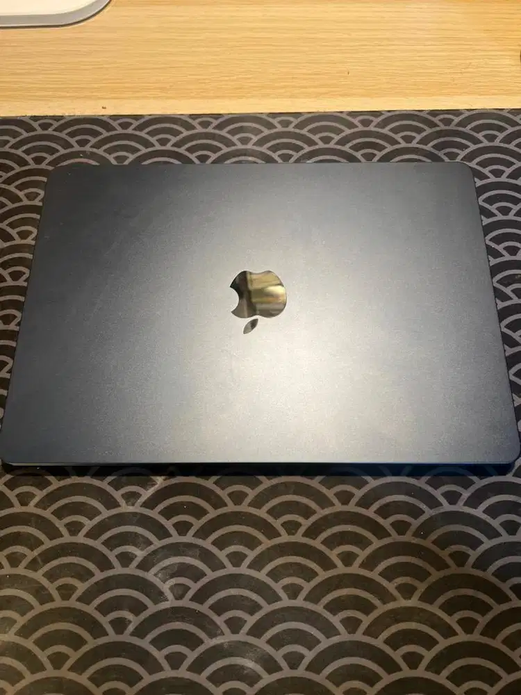 Macbook Air M2 2022 - 8/256 SSD (IBOX RESMI MULUS)