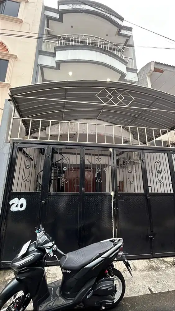 Disewakan Rumah di Pengukiran I, Pekojan, Tambora, (Harga Nego)