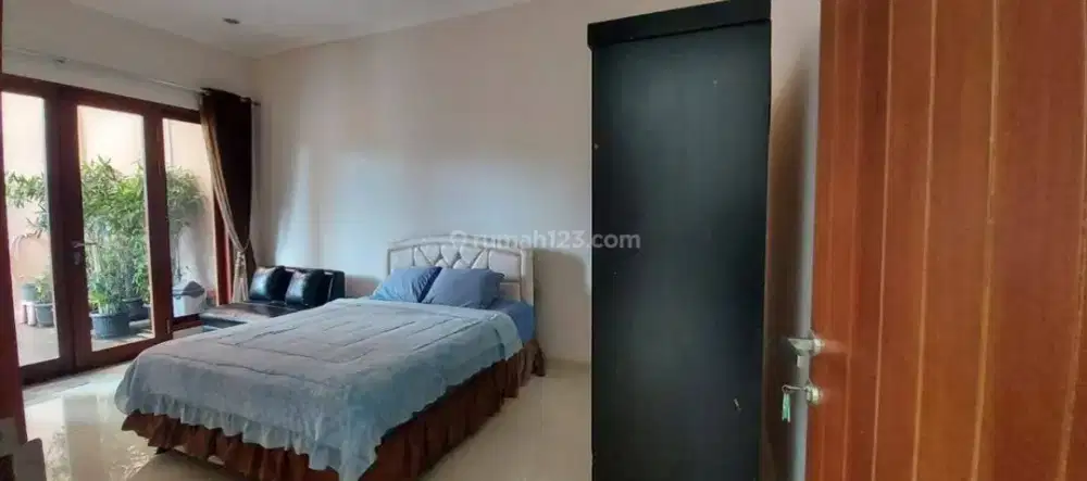 bed ukuran 160 x 200 bekas