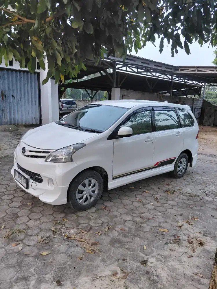 Daihatsu xenia m
