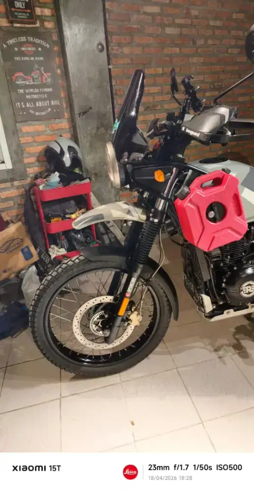 Royal Enfield himalayan istimewah