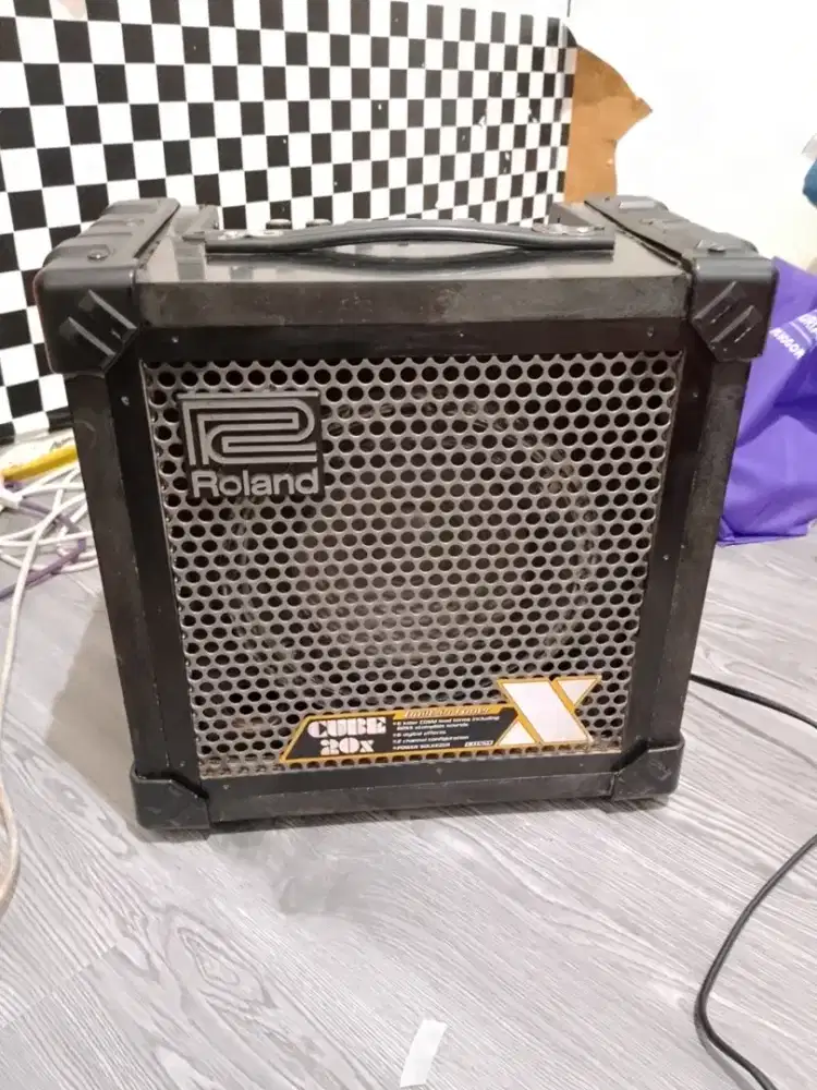 Ampli gitar Roland cube 20x