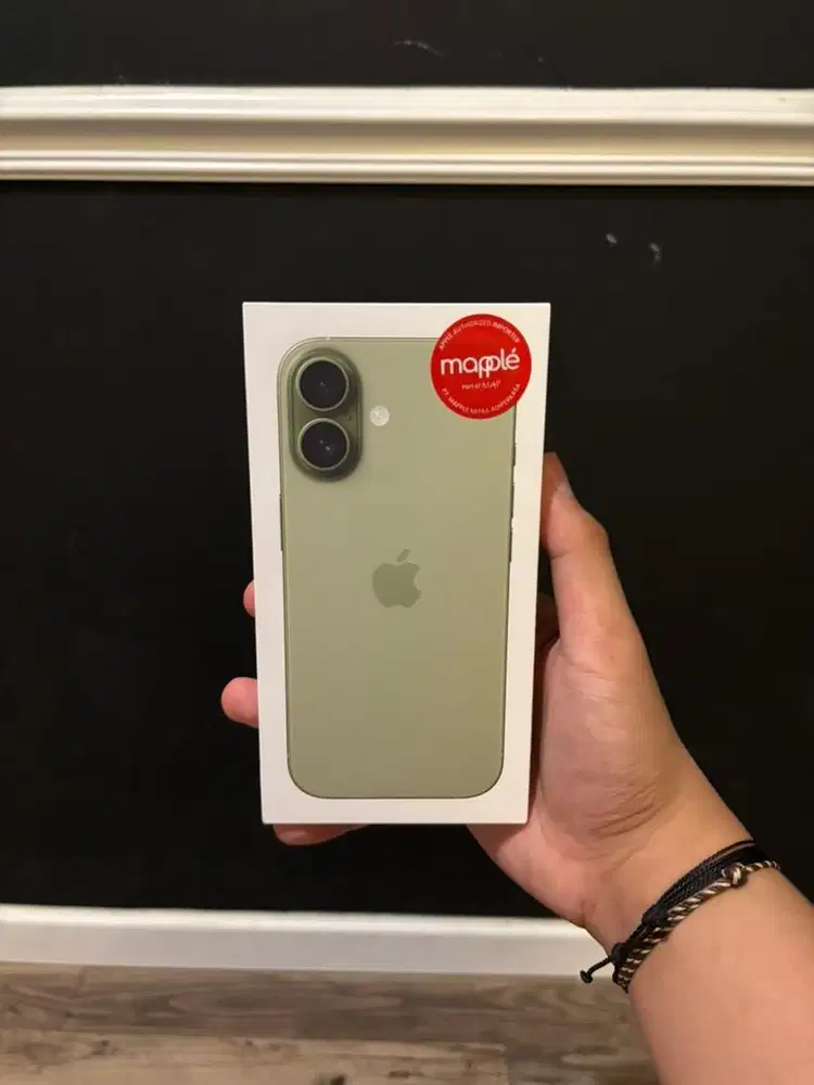 iPhone 17 Sage (BNIB Digimap)