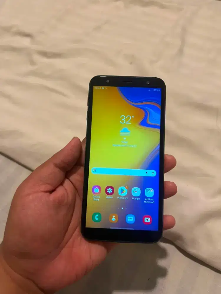 Samsung J4 plus