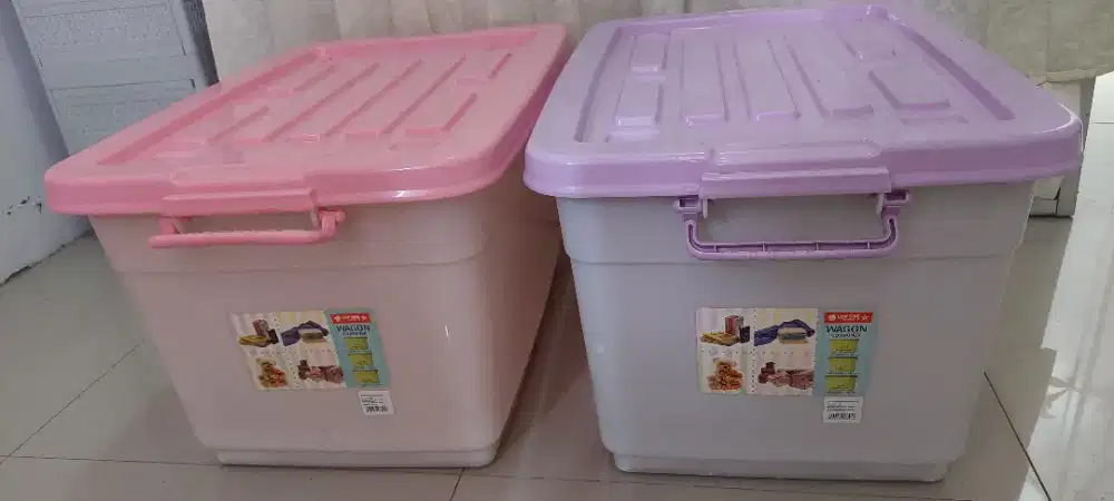 Box Container Lion Star 82 L