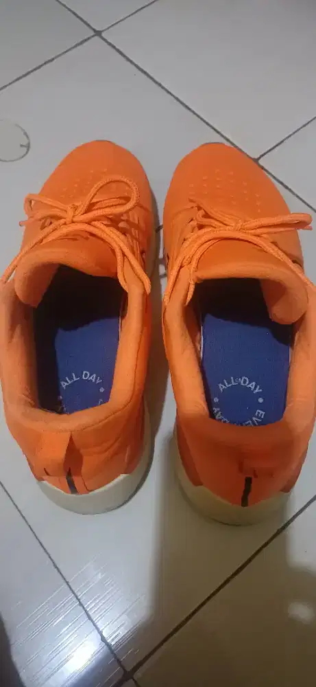 sepatu second original