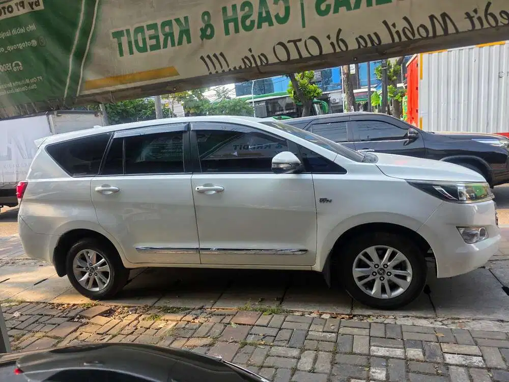 Toyota Kijang Innova 2017 Bensin