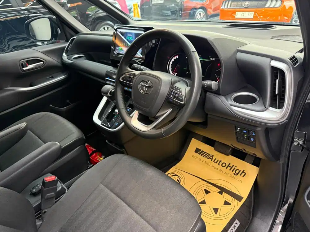 DP10% [Km18.000] Voxy 2024 Black Reg 2025 #AUTOHIGH