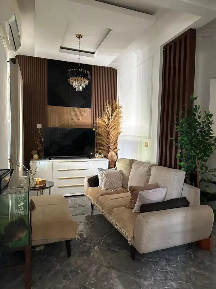DI JUAL RUMAH 2 LANTAI FULL FURNISH FULL BANGUNAN