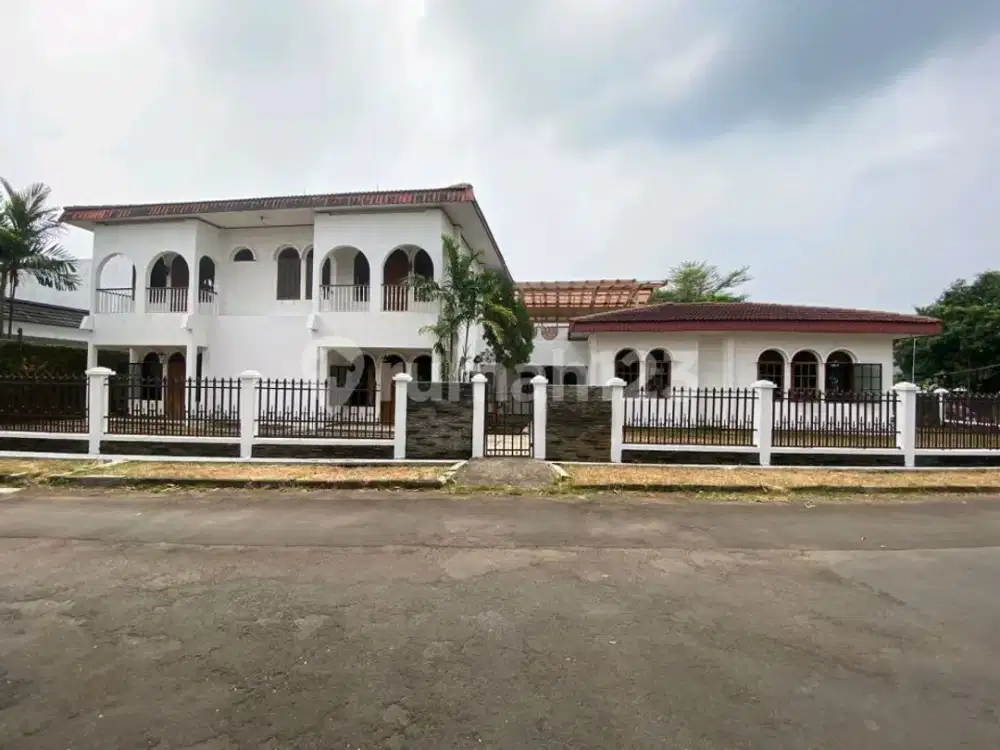 Rumah Hook Eksklusif di Blok A Cinere - Lt. 800