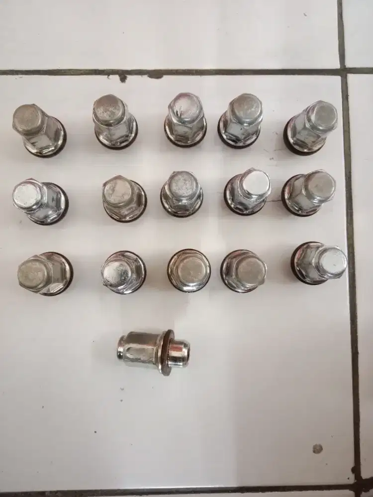 Mur roda ori toyota
