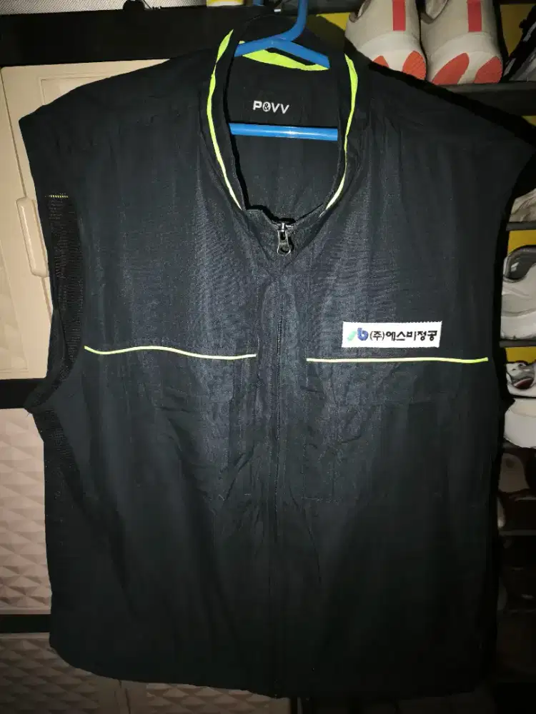 Jaket Rompi Hitam