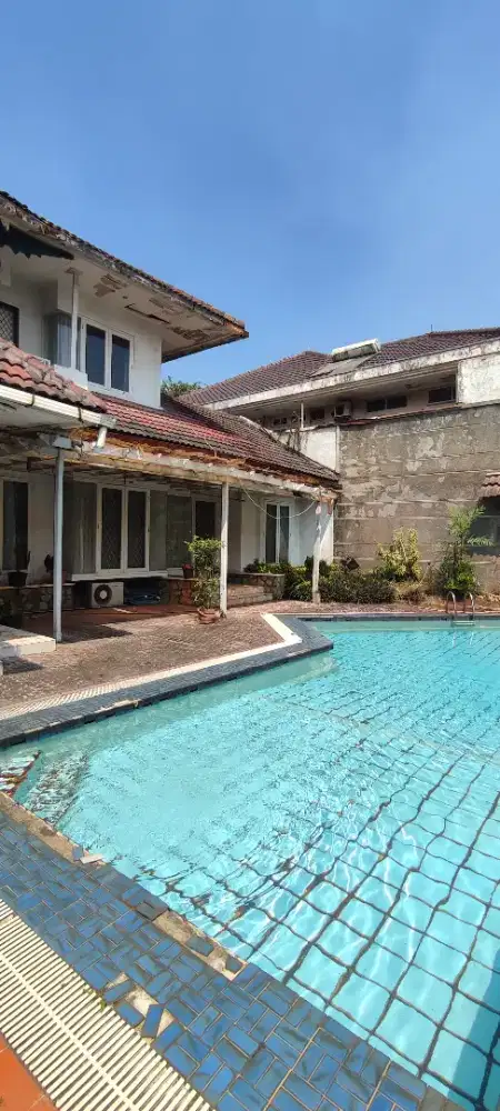 Jual rumah murah pinggir jalan raya Lebak bulus