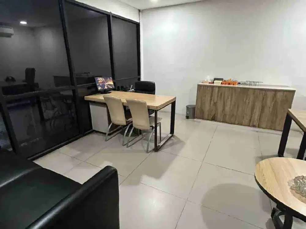 Disewakan Ruko Jalan BKR  Mainroad Bandung untuk showroom mobil dan restoran dan kantor