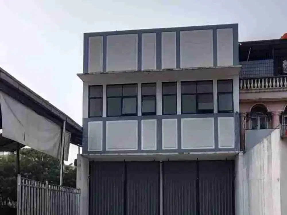Disewakan Ruko Gandeng Kresek Raya 2,5 Lantai di Jakarta Barat Cocok untuk Kantor atau Gudang
