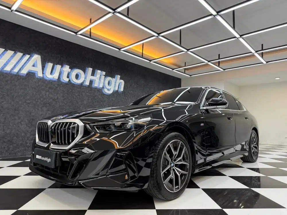 DP10% [Km2.000] 520i M-Sport 2024 Black Reg 2025 #AUTOHIGH