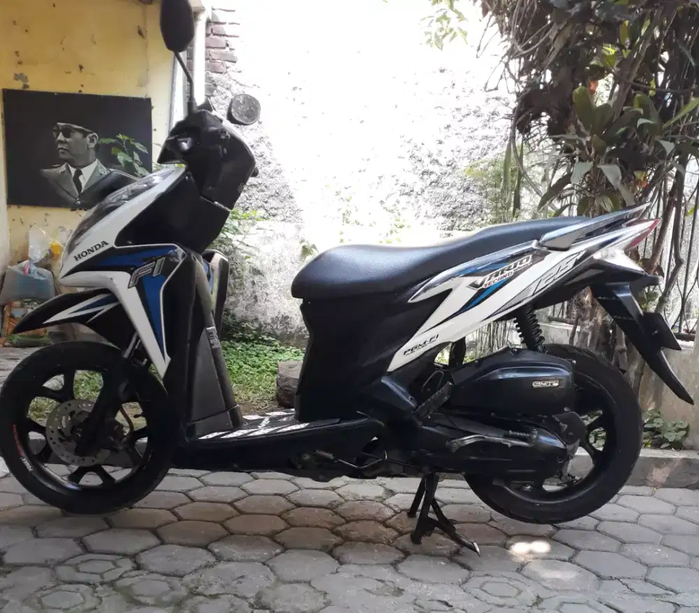 Honda Vario 125 fi kzr 2012