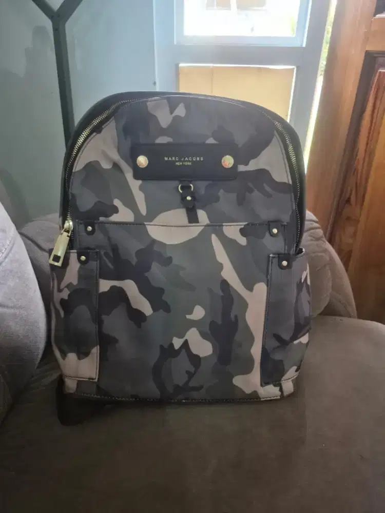 Backpack / ransel Marc Jacobs autentik..best condition..original store