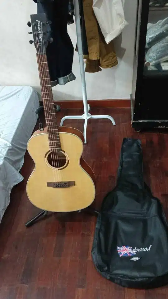 Gitar Akustik Tanglewood Original