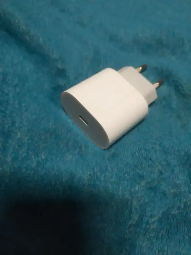 charger iPhone ORI 20 watt