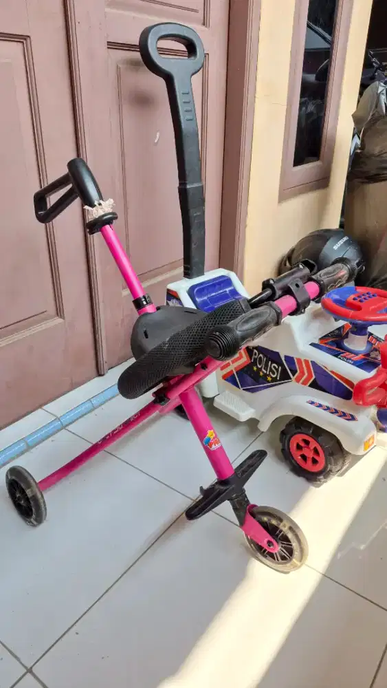 Stroller/Dorongan Balita warna Pink