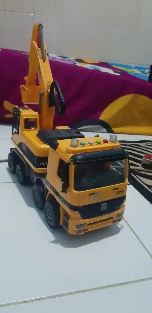 Mobil anak2 truck