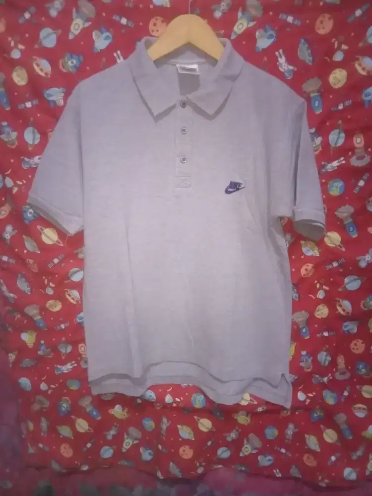 Bismillah, dijual kaos kerah Nike vintage original