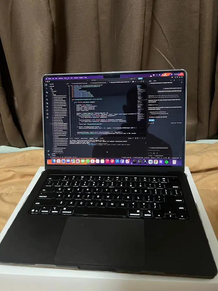 Macbook Pro M5 32/1TB 14inc (warna Space Black) Resmi IBOX