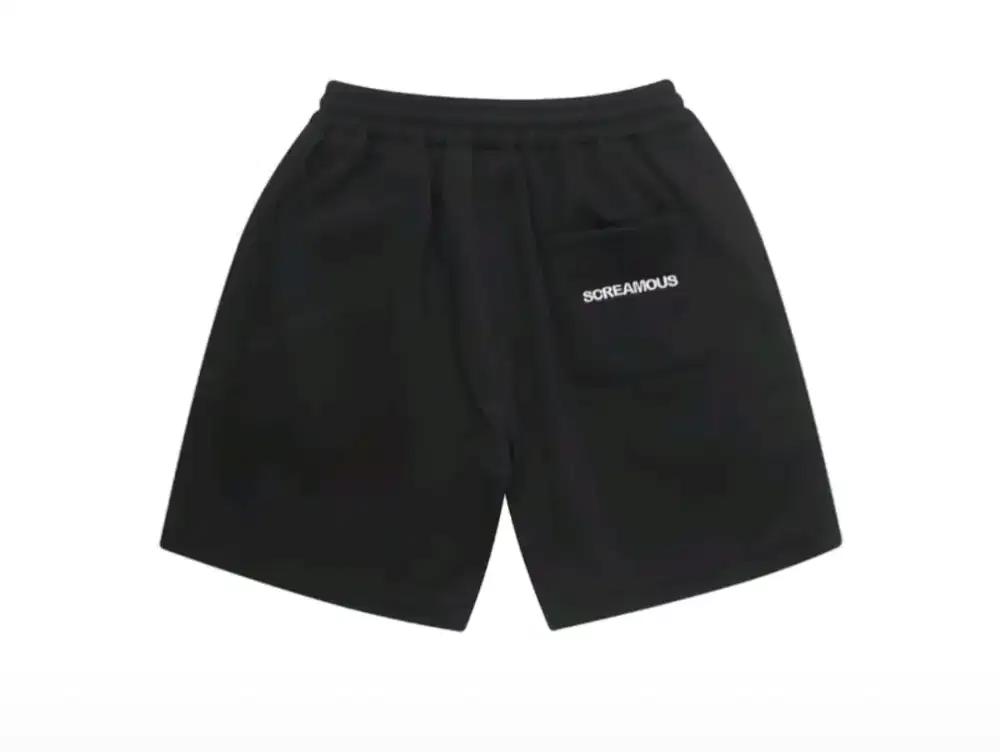 celana pendek scremous