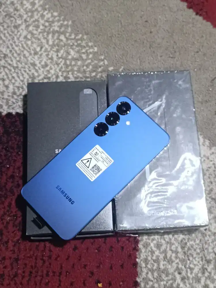 Samsung S25 12/256 GB