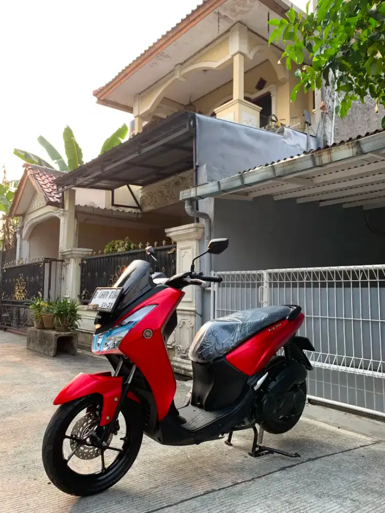 YAMAHA LEXI 125 2021 KM 15 RB ISTIMEWA