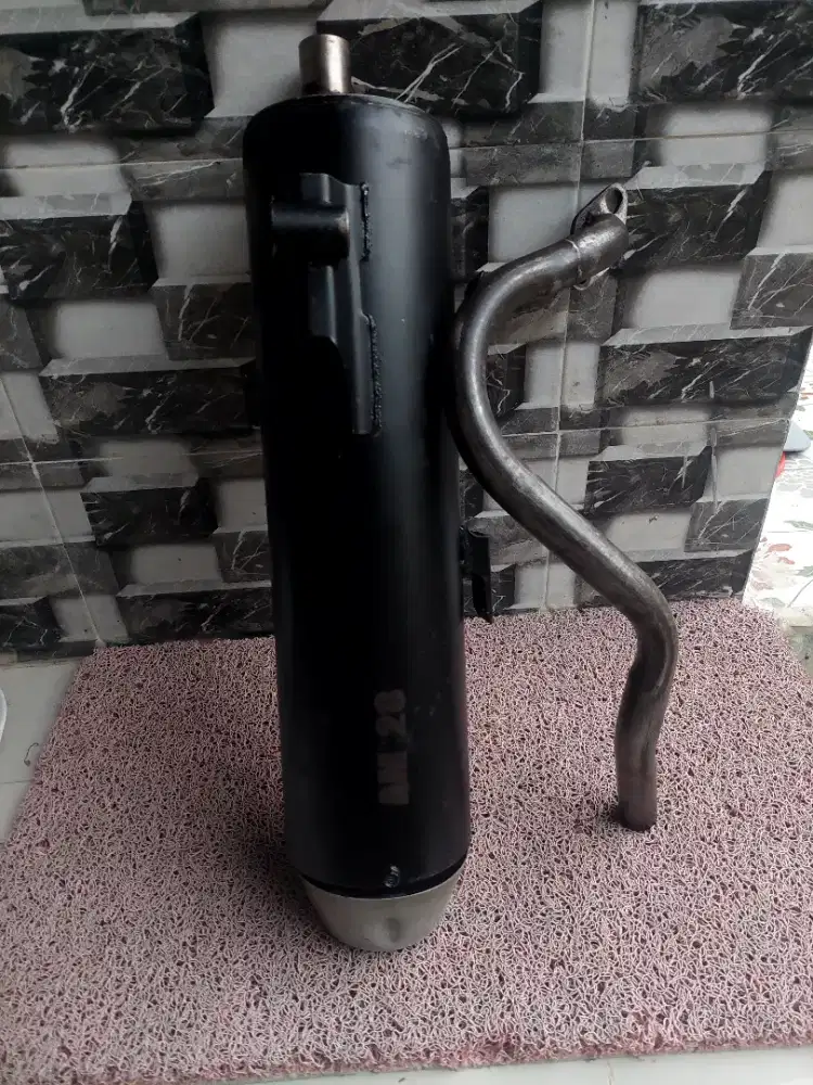 Knalpot am 28 vario 150 old