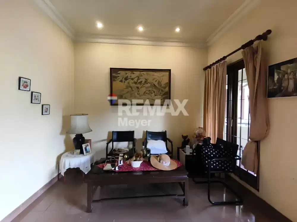 DIJUAL RUMAH VINTAGE ASRI HOOK DI BINTARO SEKTOR 9