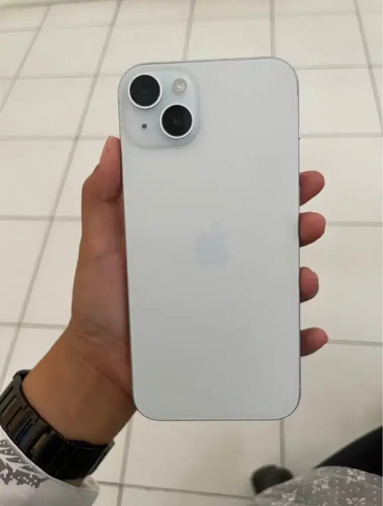 iPhone 15 128gb iBox