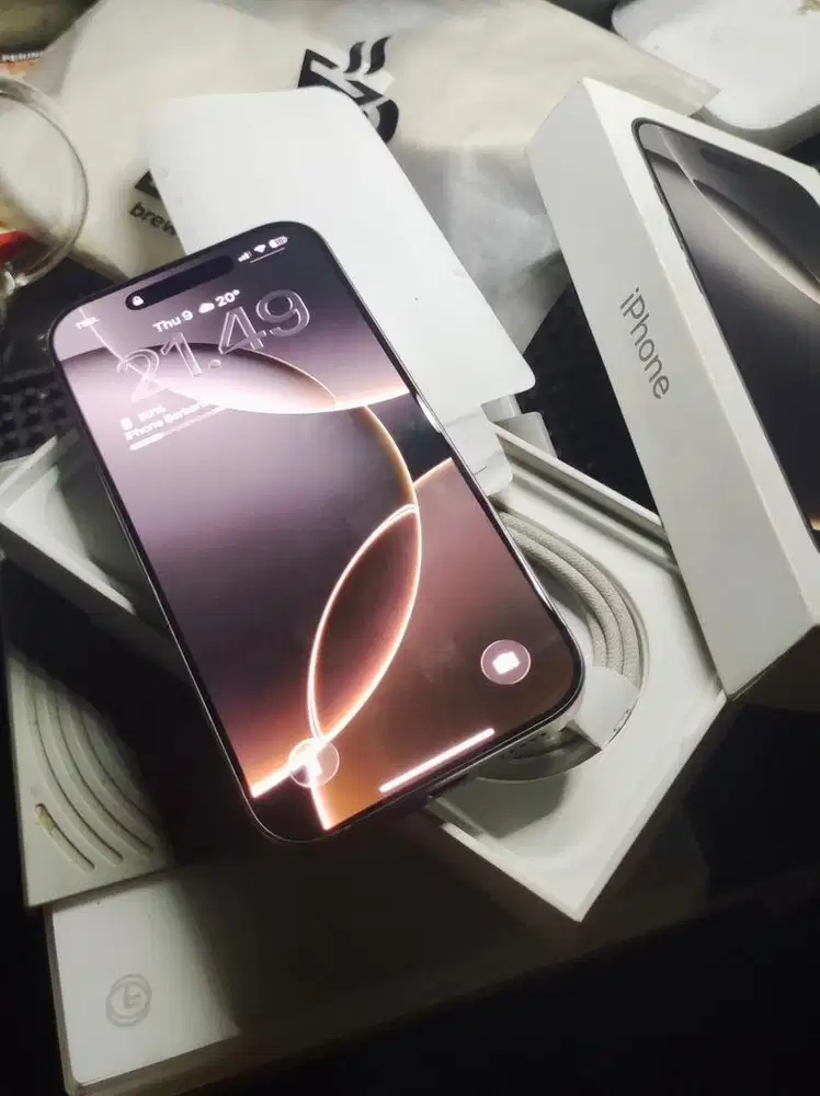 iPhone 16 Pro 128 Natural Titanium