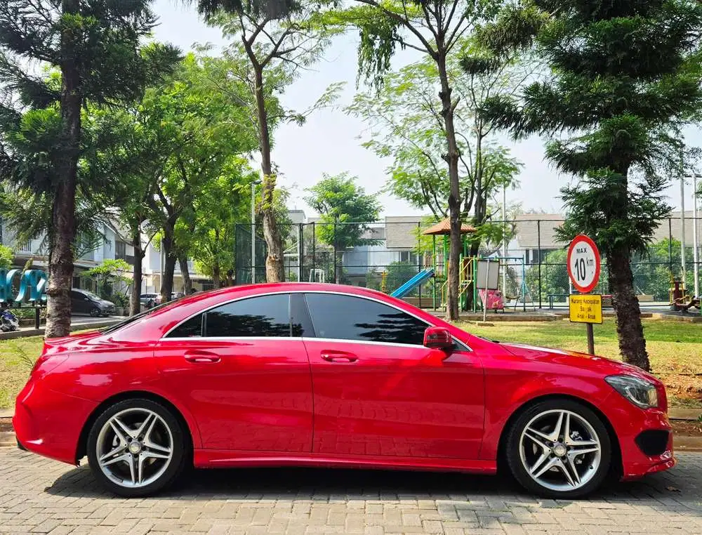 DIJUAL CEPAT MERCEDES BENZ CLA200 2015 AMG MERCY CLA 200 MERAH