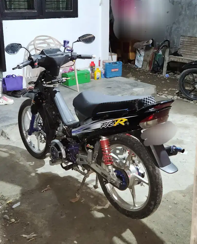 Yamaha Fiz r 2003