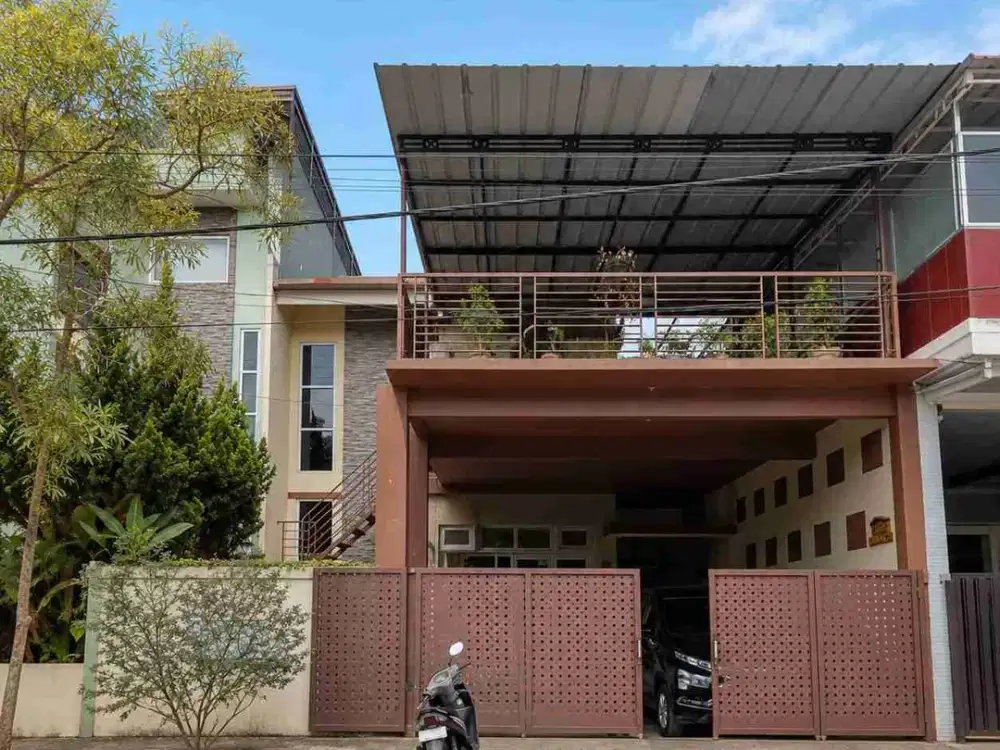 DIJUAL – Rumah 2 Lantai Bebas Banjir di Villa Bogor Indah 5