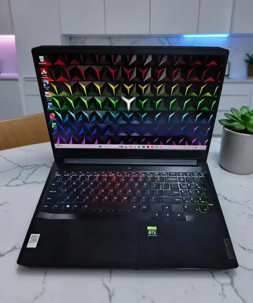 Laptop Lenovo Gaming NVIDIA RTX 3050 RAM 16Gb RYZEN SSD 512Gb DUAL VGA