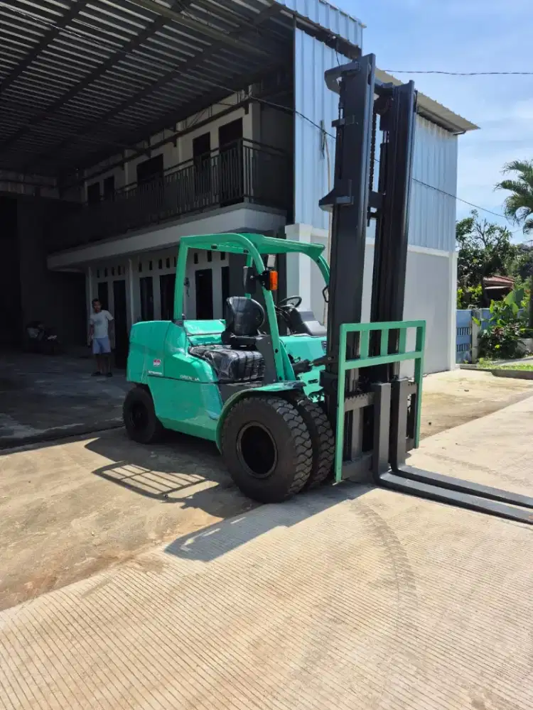 Forklift Mitsubishi 5ton 5mtr