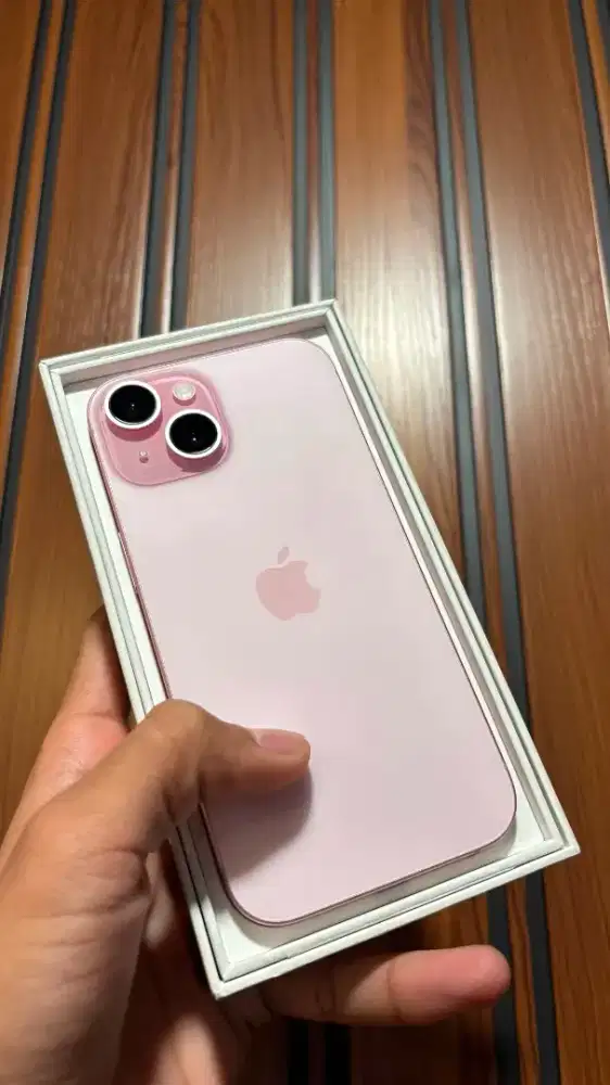 iPhone 15 basic pink 128gb iBox