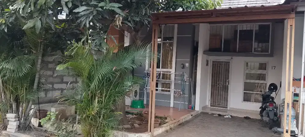 DIJUAL RUMAH SECOND DI GRAND TUPAREV LUAS TANAH 75M2 PASAR SEWA RAMAI