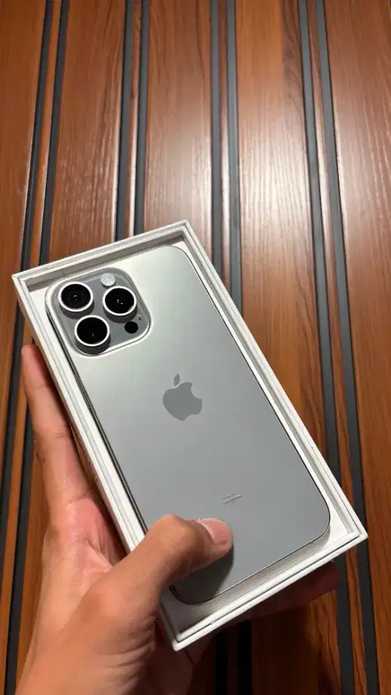 iPhone 15 pm natural titanium 256gb iBox