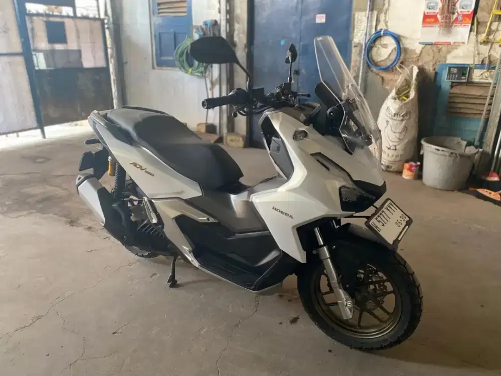 Dijual Honda ADV 160 ABS TH 2025, Pajak baru, Seperti baru Istimewa