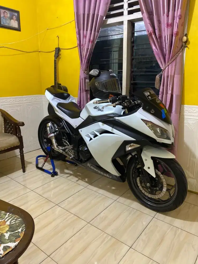 Ninja 250 FI 2 silinder thn 2014 BM bengkalis
