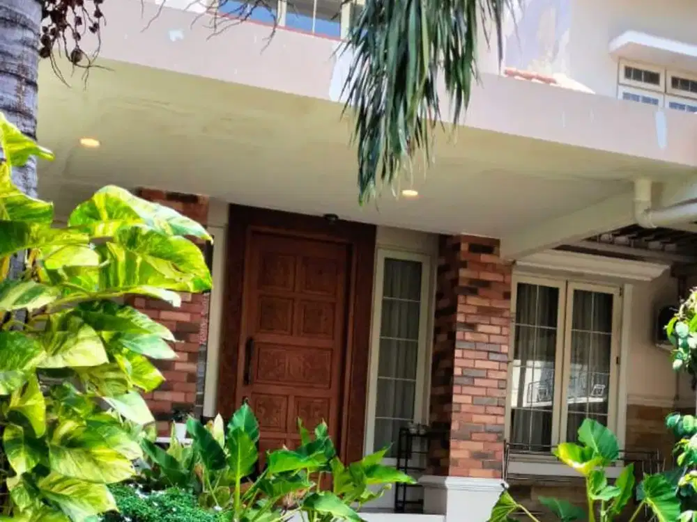 DIJUAL CEPAT RUMAH CANTIK  SIAP HUNI DI CITRA GRAN