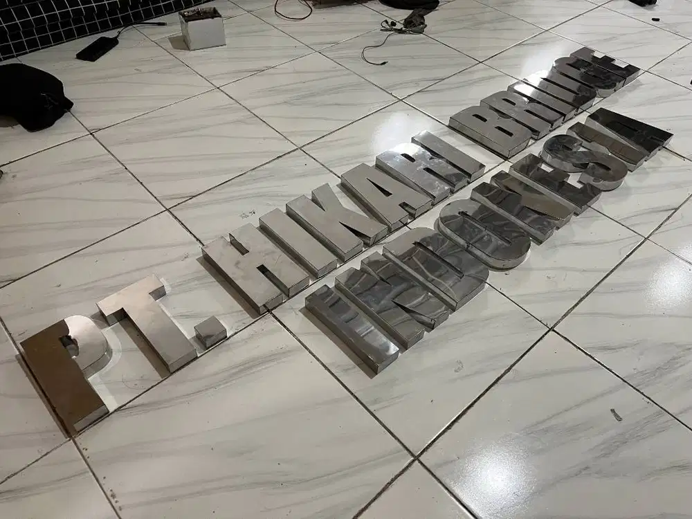 Huruf Timbul Stainless Steel Mirror 201